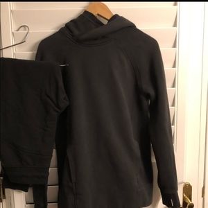Lululemon sweatshirt